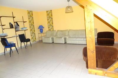 Maison - 300 m² - 12 pièces