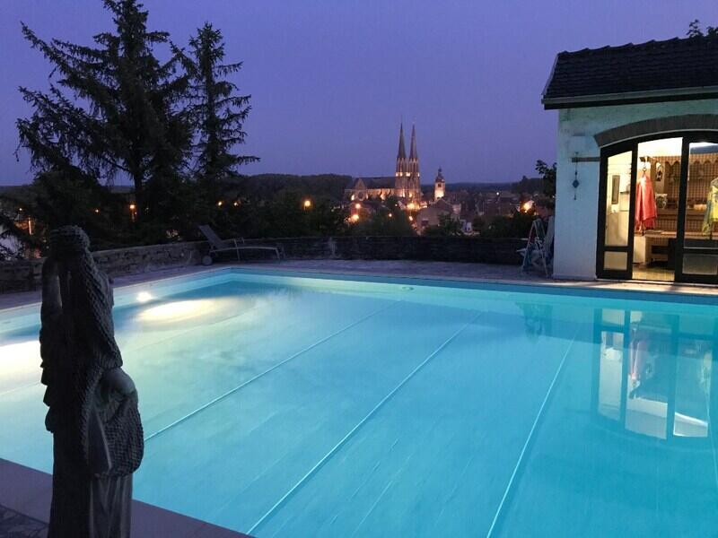 Maison - 742 m² - 32 pièces