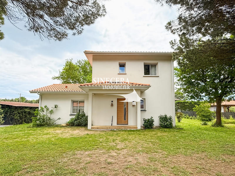 Maison - 107 m² - 5 pièces