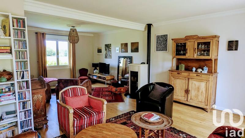 Maison - 140 m² - 8 pièces