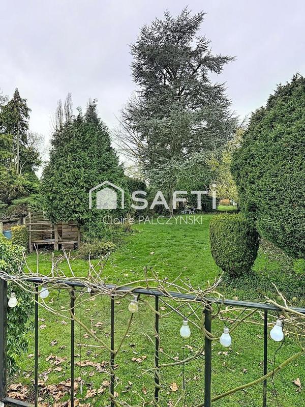 Maison - 220 m² - 9 pièces