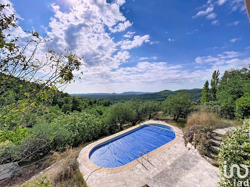 Maison - 150 m² - 4 pièces