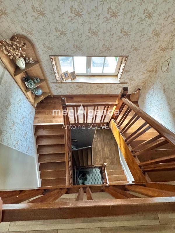 Maison - 177 m² - 6 pièces