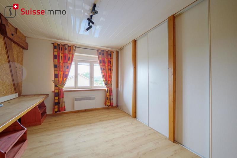 Maison - 211 m² - 8 pièces