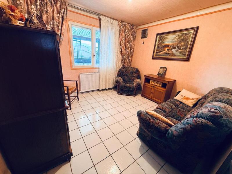 Maison traditionnelle - 110 m² - 5 pièces