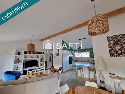 Maison - 100 m² - 4 pièces