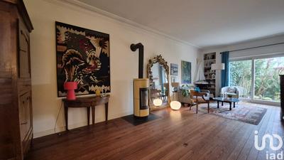 Maison - 200 m² - 6 pièces