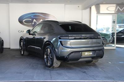 Porsche Macan Electrique Turbo 639 ch