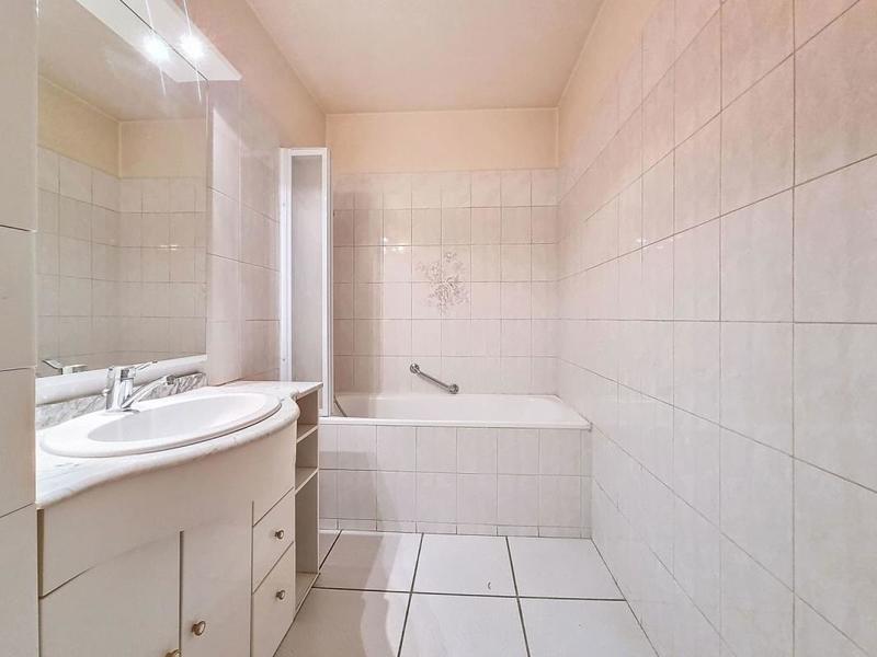 Appartement - 100 m² - 4 pièces