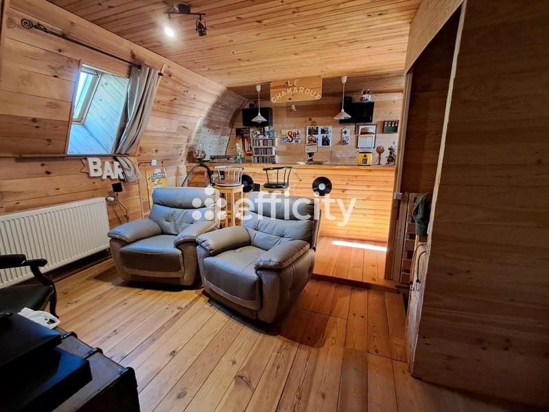 Maison - 122 m² - 6 pièces