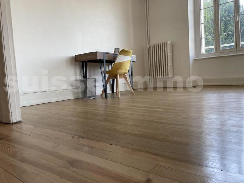 Appartement - 80 m² - 3 pièces