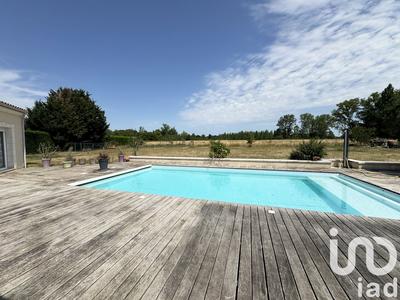 Maison - 205 m² - 7 pièces