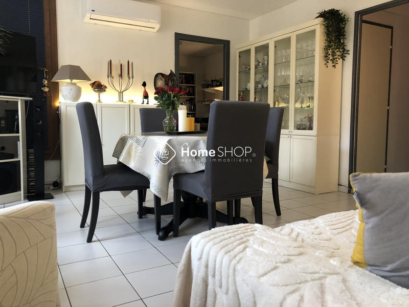 Appartement - 80 m² - 4 pièces