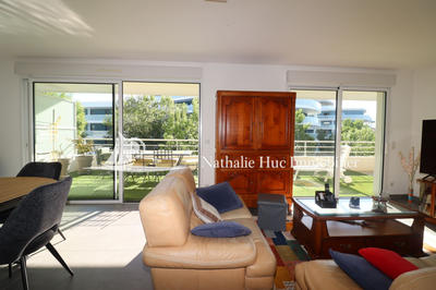 Appartement - 101 m² - 4 pièces