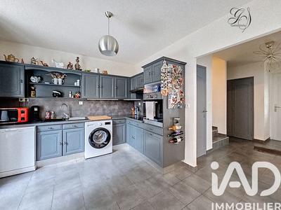 Maison - 89 m² - 4 pièces