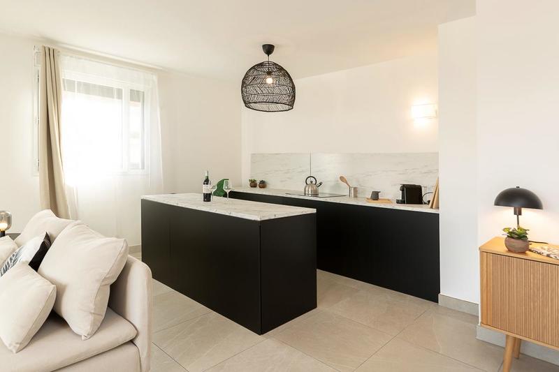 Appartement - 95 m² - 4 pièces