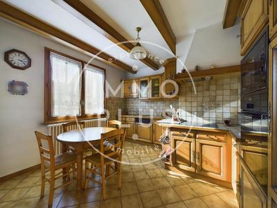 Maison - 167 m² - 7 pièces