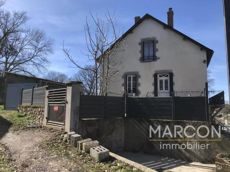 Maison - 90 m² - 5 pièces
