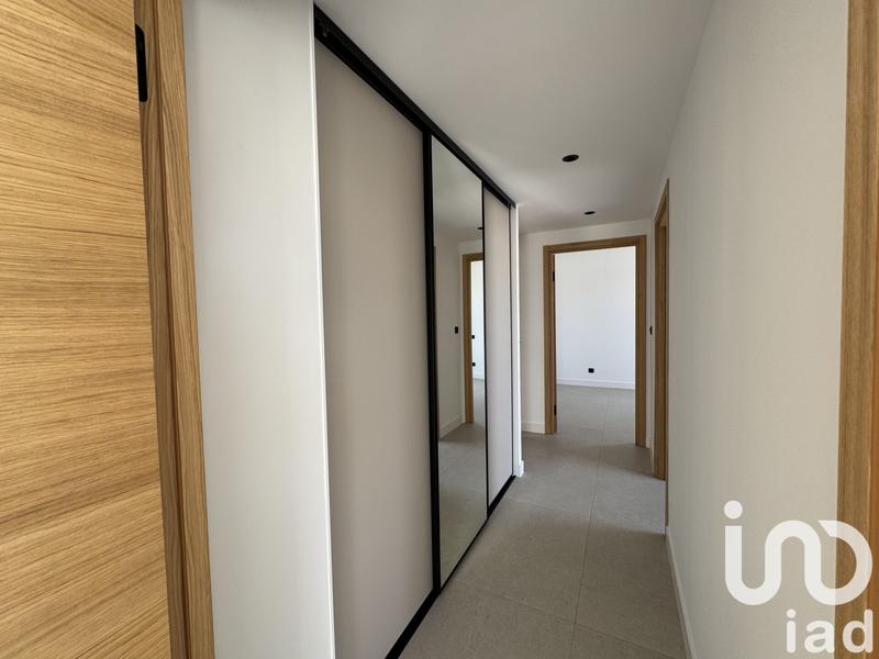 Appartement - 97 m² - 4 pièces