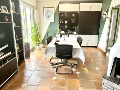 Maison - 112 m² - 7 pièces