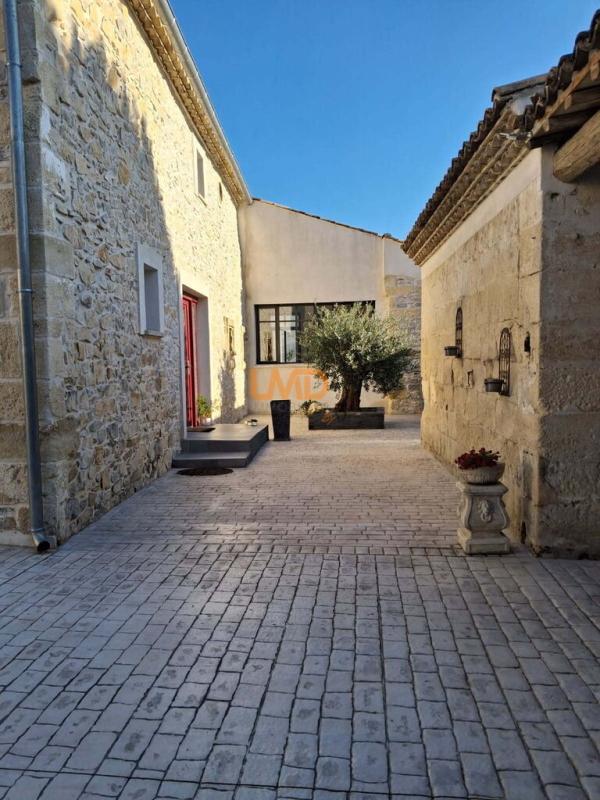 Maison - 169 m² - 5 pièces