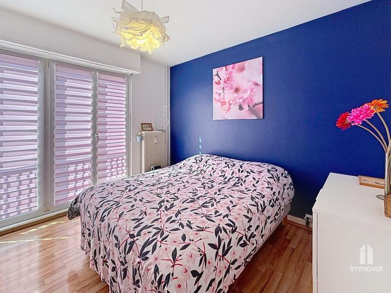 Appartement - 85 m² - 5 pièces