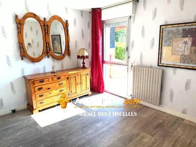 Maison - 215 m² - 7 pièces