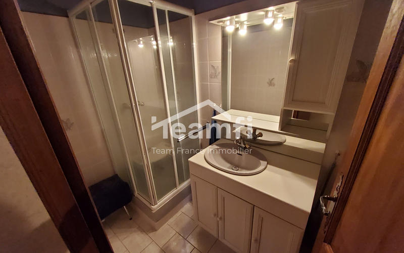 Maison traditionnelle - 139 m² - 6 pièces