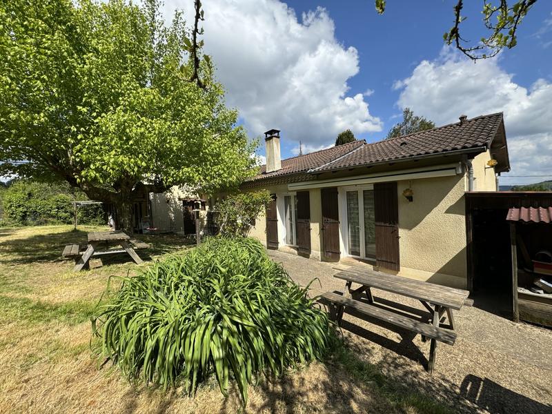 Maison - 185 m² - 6 pièces