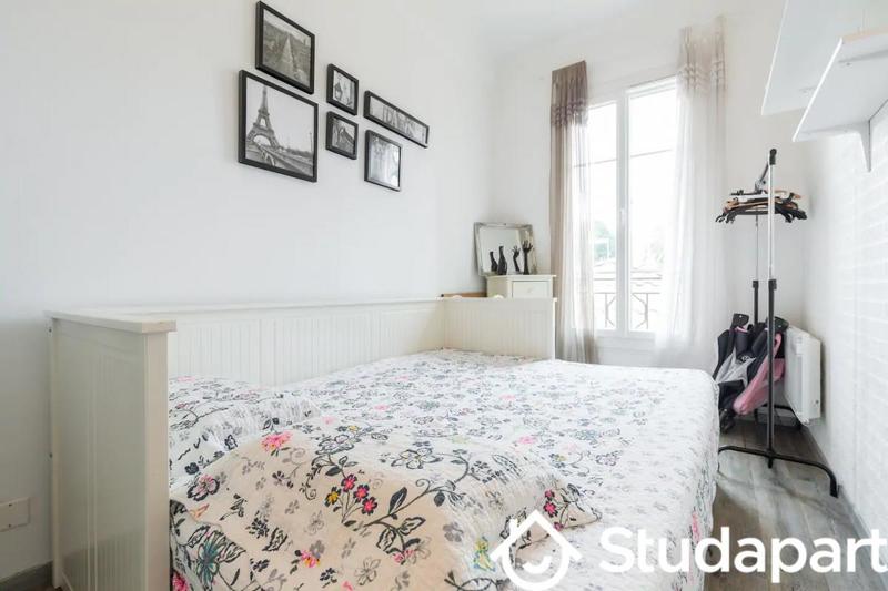 Chambre - 14 m² - 1 pièce