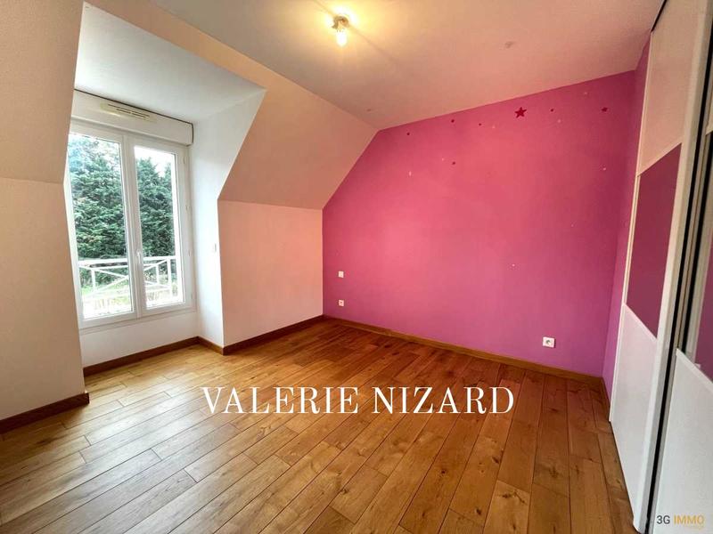 Maison traditionnelle - 171 m² - 7 pièces