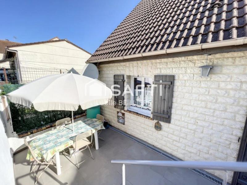 Maison - 96 m² - 4 pièces
