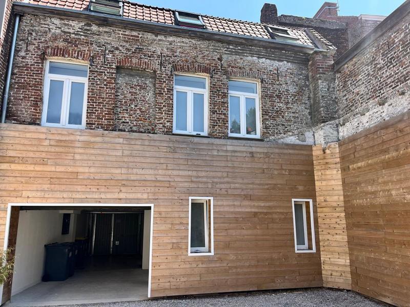 Immeuble - 205 m² - 8 pièces