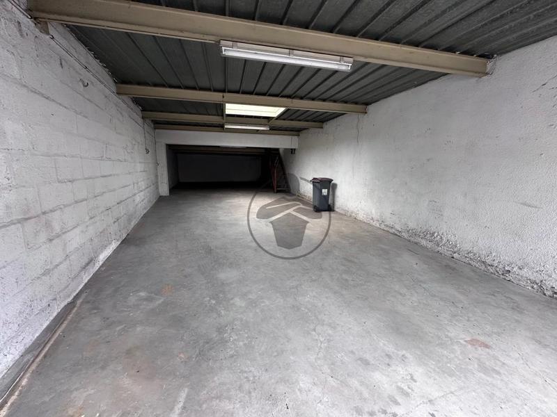 Maison - 435 m² - 22 pièces