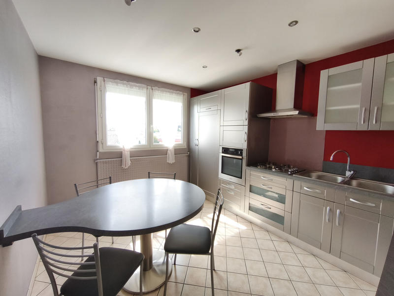 Maison - 100 m² - 5 pièces