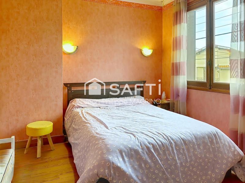 Maison - 90 m² - 5 pièces