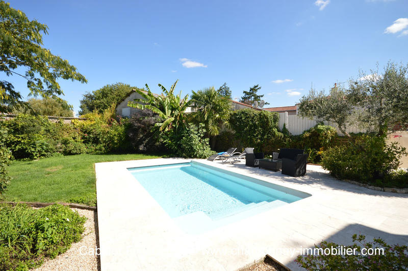 Maison - 168 m² - 6 pièces