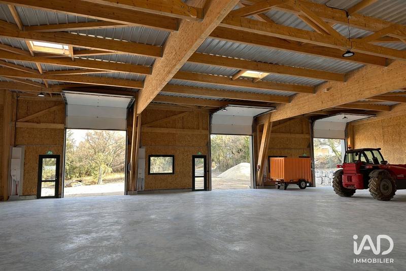 Local commercial - 553 m²