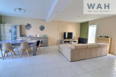 Maison - 98 m² - 4 pièces