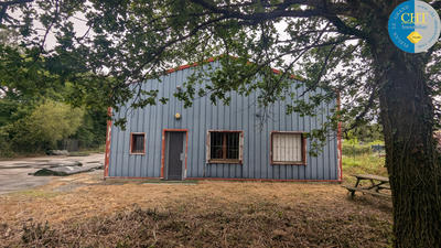 Entrepôt - 200 m² - 2 pièces