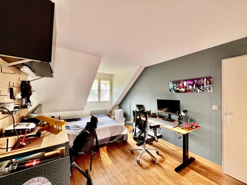 Maison - 145 m² - 6 pièces