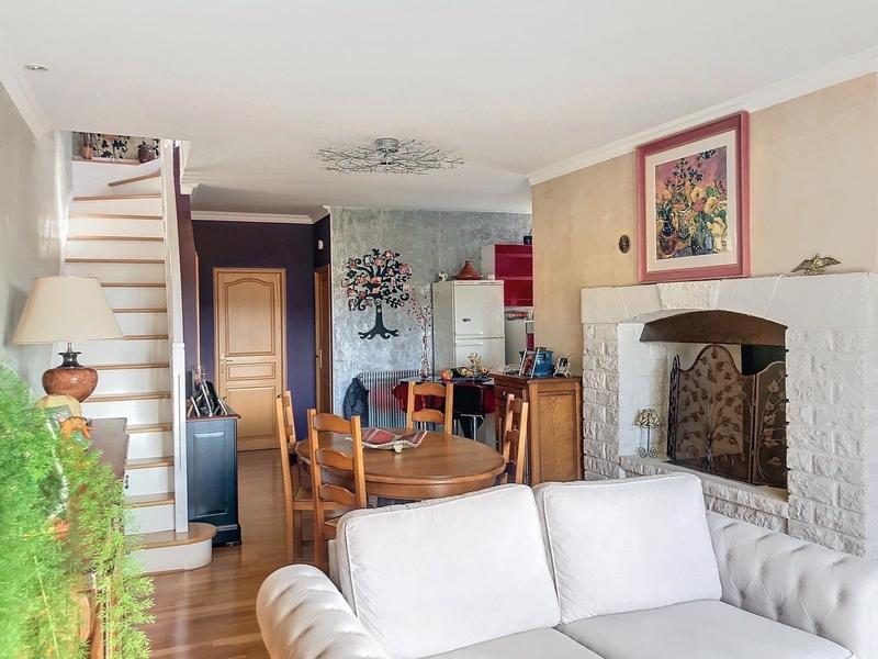 Maison - 92 m² - 4 pièces