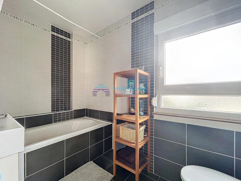 Maison - 82 m² - 5 pièces