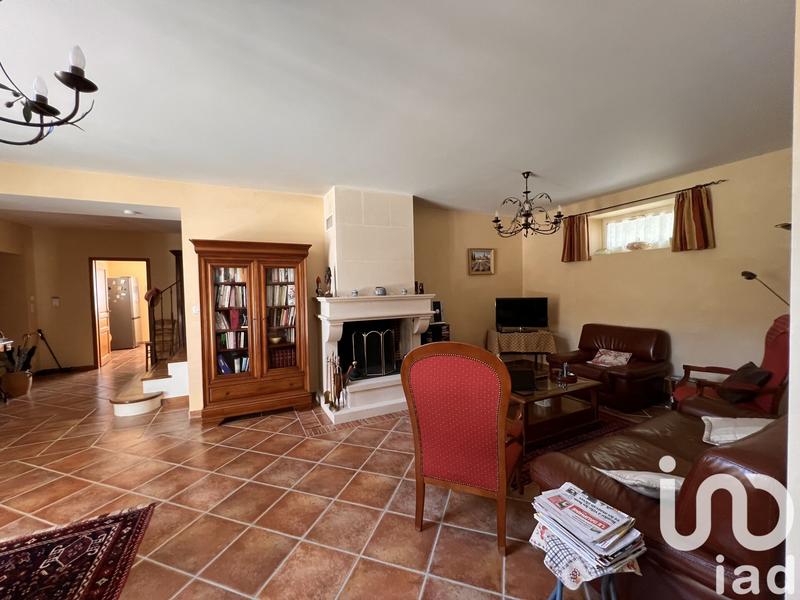 Maison - 270 m² - 8 pièces