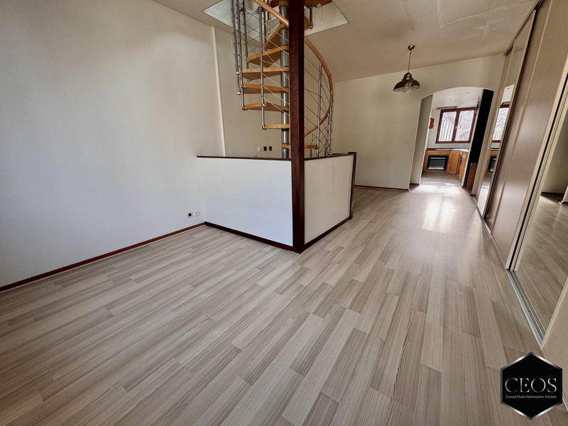 Appartement - 70 m² - 4 pièces