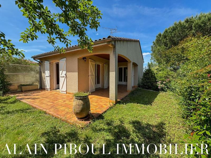 Maison traditionnelle - 107 m² - 4 pièces