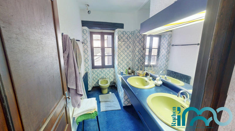 Maison - 175 m² - 7 pièces