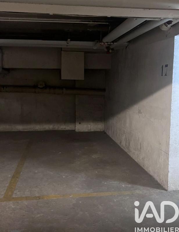 Parking - 10 m²