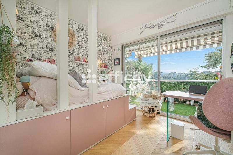 Appartement - 110 m² - 3 pièces