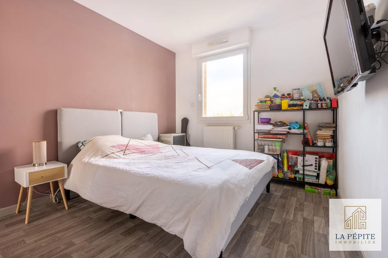 Maison - 94 m² - 5 pièces